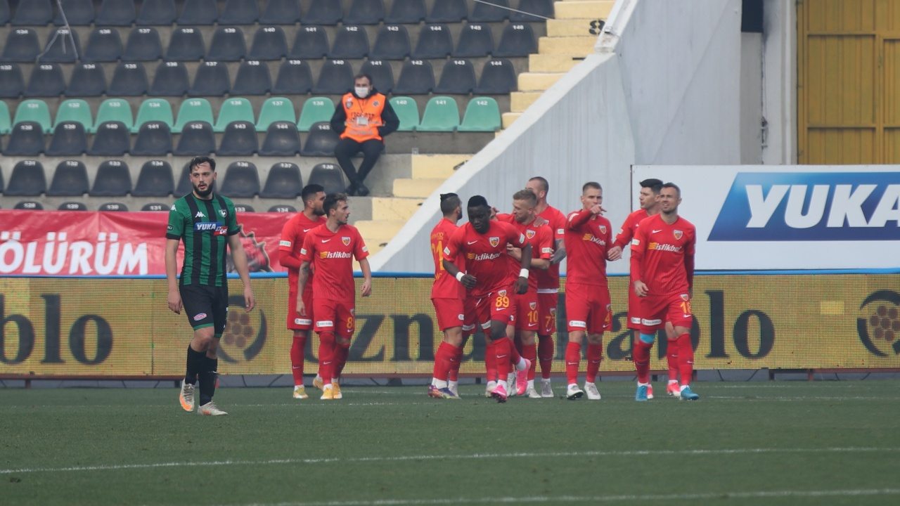 Kayserispor'dan Denizlispor deplasmanında altın değerinde 3 puan