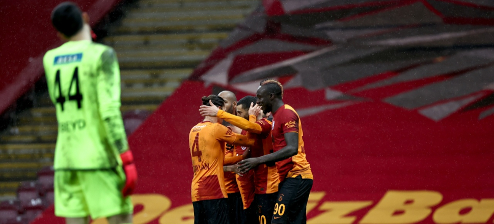 Galatasaray'dan Gençlerbirliği'ne yarım düzine gol; Belhanda'dan hat-trick