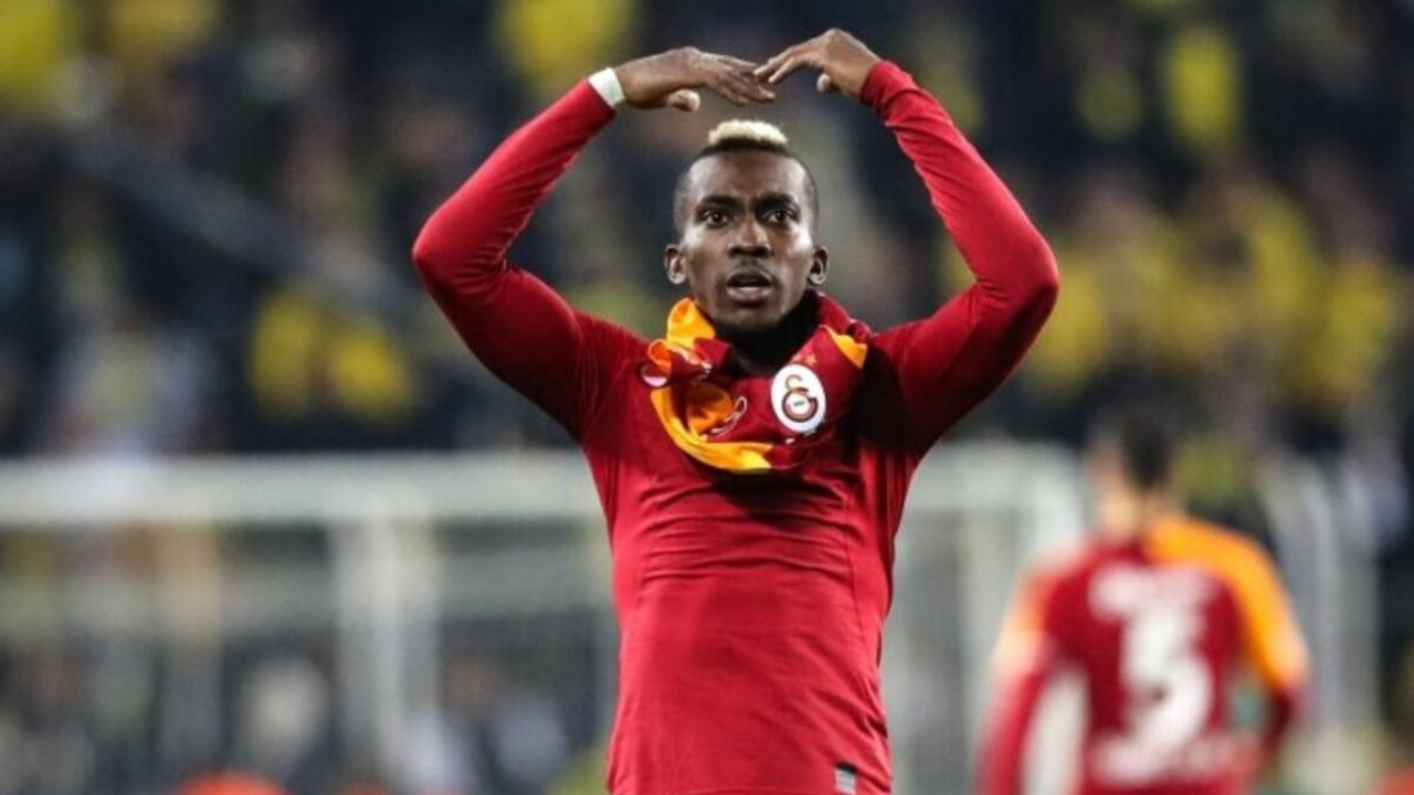 Henry Onyekuru 10 bagajla İstanbul'a geldi