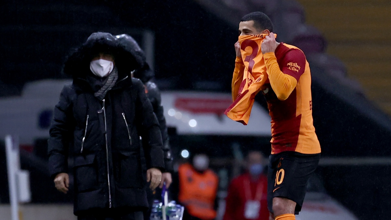 Younes Belhanda'dan 15 dakikada hat-trick