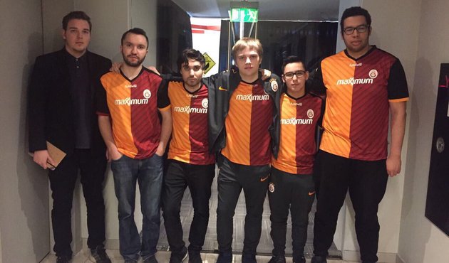 Dursun Özbek'in yeğeni Galatasaray'ı küme düşürdü!