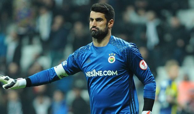 Fenerbahçe Volkan Demirel hakkında kararını verdi