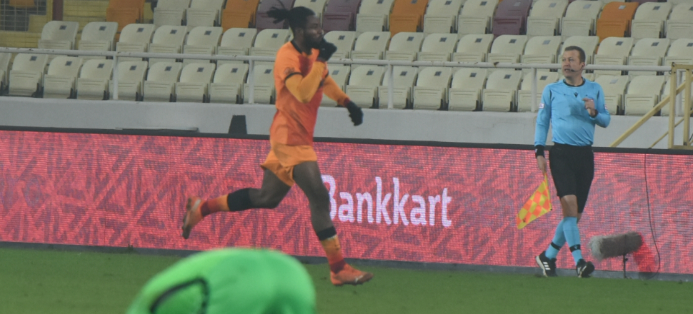 Galatasaray Luyindama'ya duacı