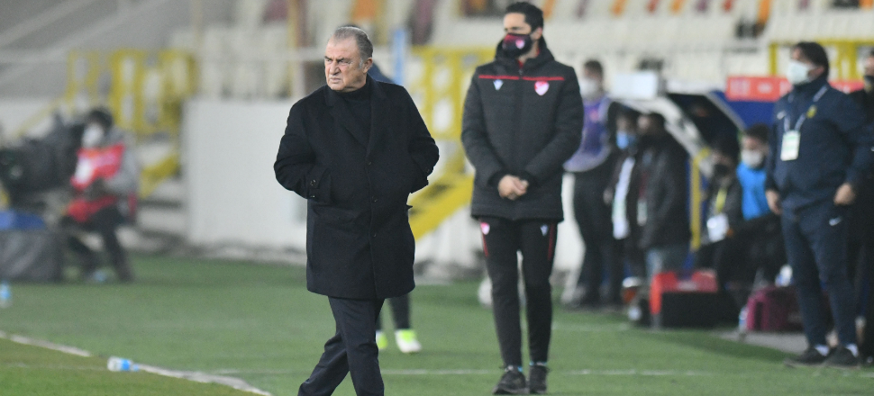 "Mayıs'ta kontratım bitiyor" dedi taraftar ayağa kalktı