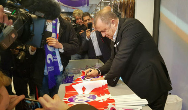Fatih Terim Floransa'da İtalyanca röportaj verdi