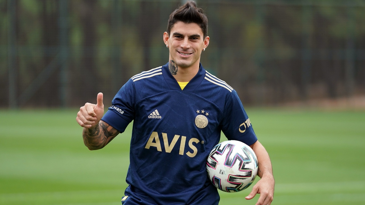 Fenerbahçe Diego Perotti'yi gönderiyor