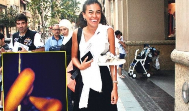 Asena Atalay geçmişinden kalan izleri siliyor