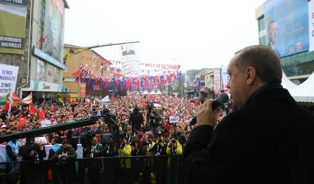 Cumhurbaşkanı: "16 Nisan, 15 Temmuz'un hesabını sorma günüdür!"