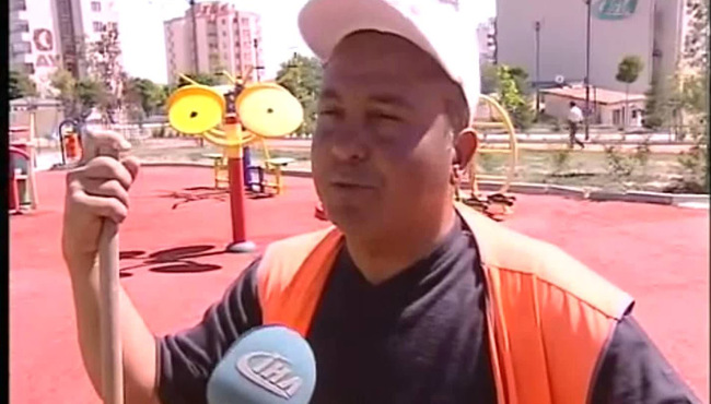 Ecevit'e Yazar Kasa fırlatan esnaf ile yıllar sonra yapılan ropörtaj!