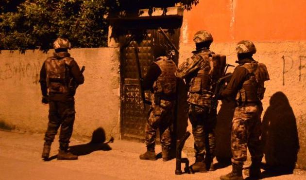 Adana’da PKK operasyonu: 18'i çocuk, 38 gözaltı!