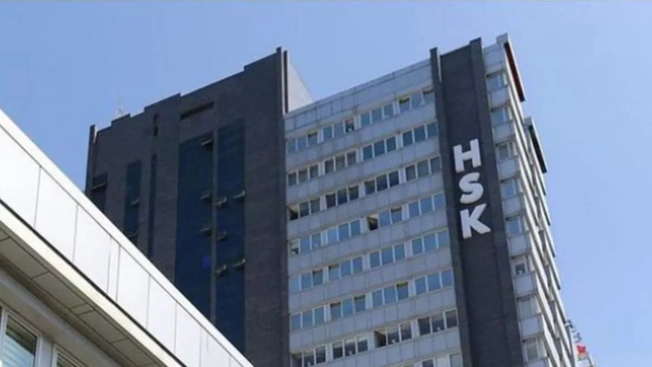 HSK'dan 9 hakim ve savıya ihraç