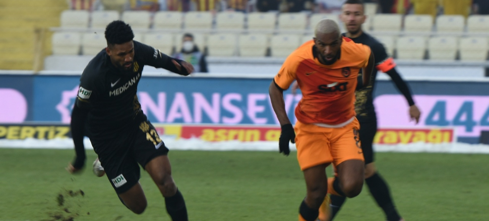 Galatasaray deplasmanda Yeni Malatyaspor'u 89'da devirdi