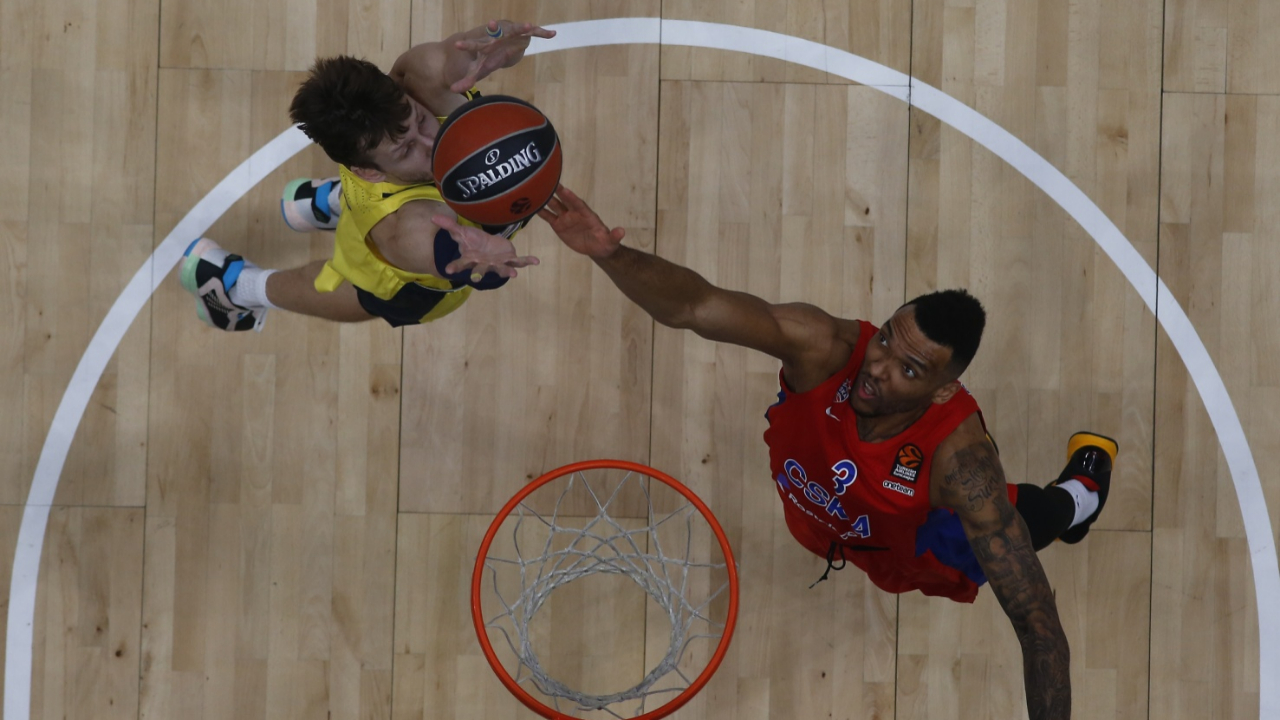 Fenerbahçe Beko, CSKA'yı evinde yıktı
