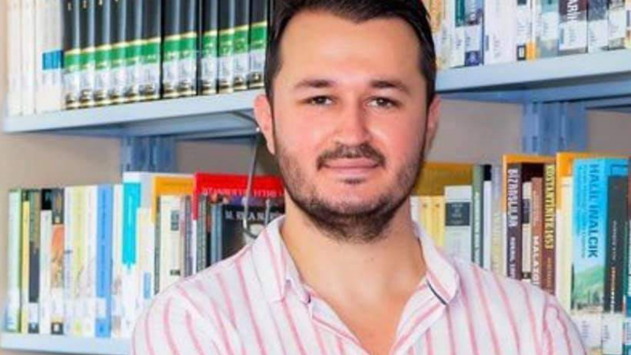 Kavgayı ayırmak isteyen akademisyen öldürüldü