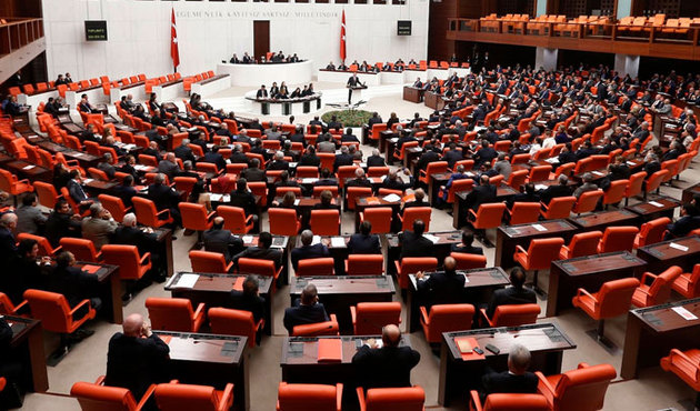 AK Parti ve MHP'li vekiller Hollanda Dostluk Grubu'ndan istifa etti!