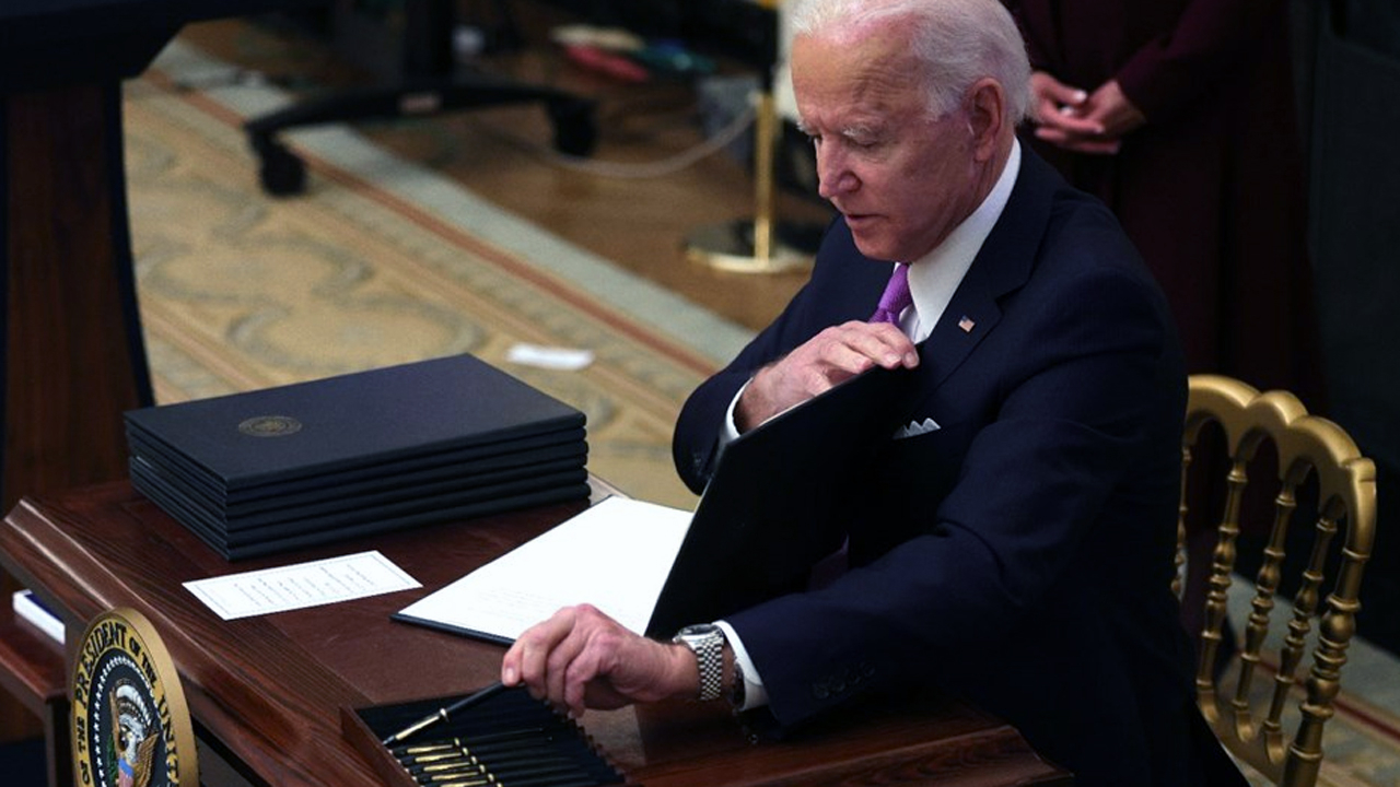 Biden, trans bireylerin orduya katılmasına onay verdi