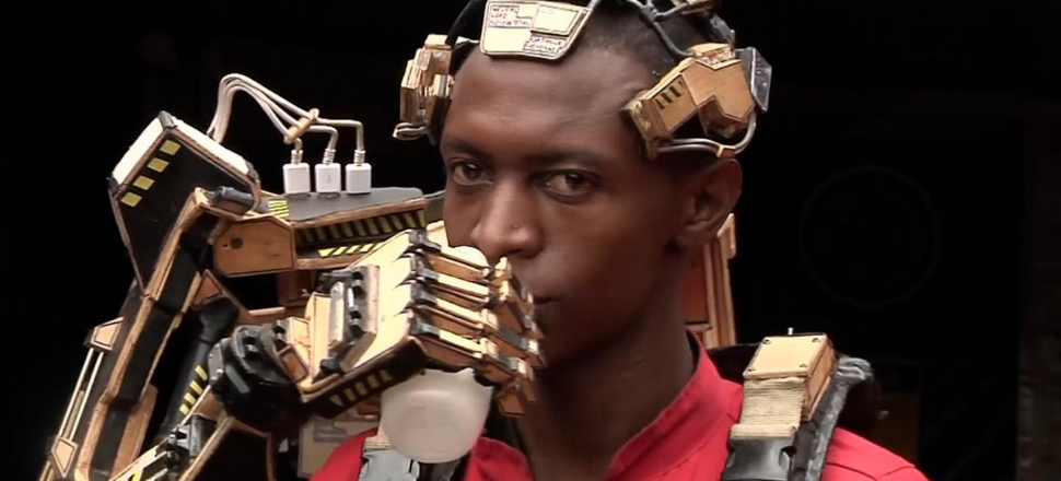 Kenyalı gençler robotik kol ve el geliştirdi