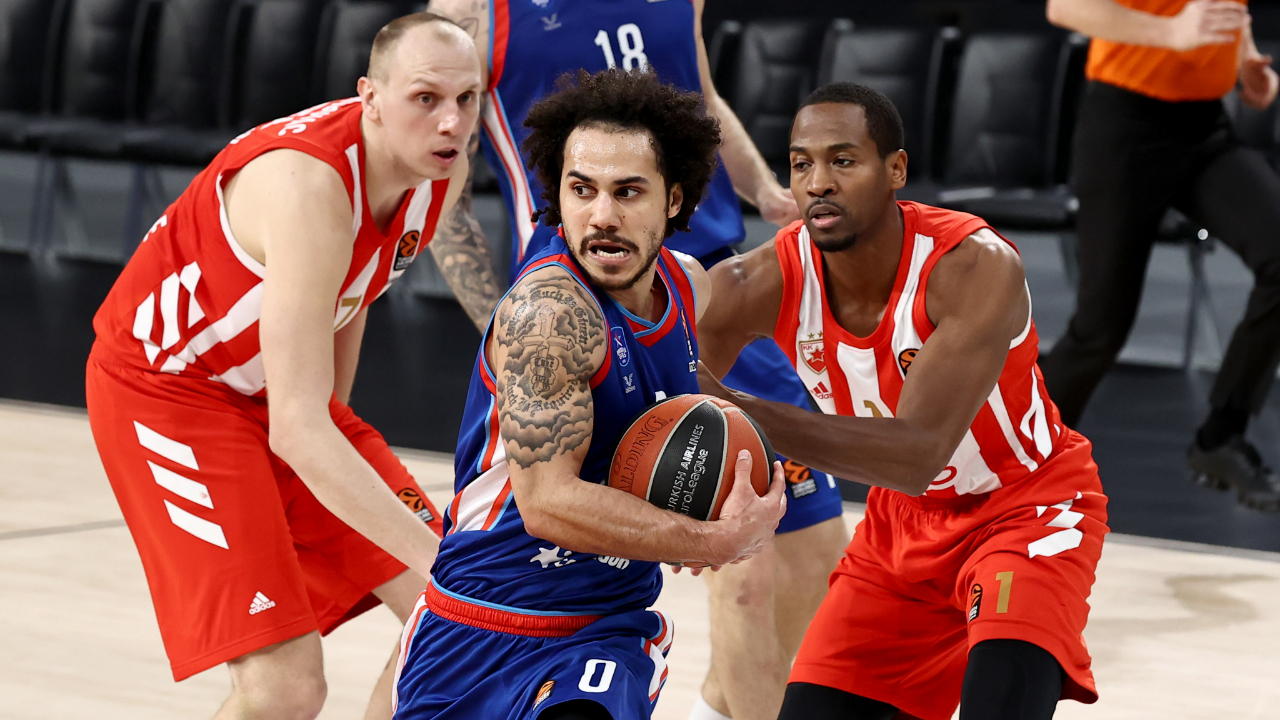 Shane Larkin Kızılyıldız'a patladı