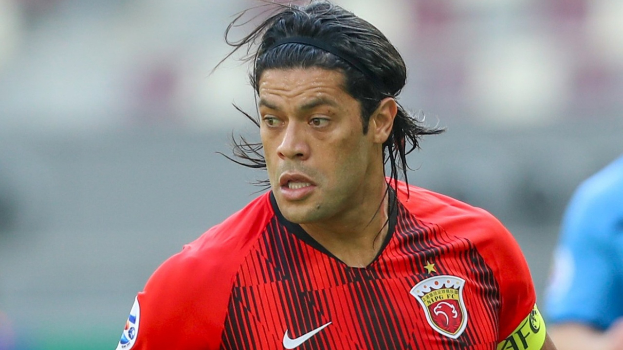 Beşiktaş'ın gözdesi Hulk'a teklif yağıyor
