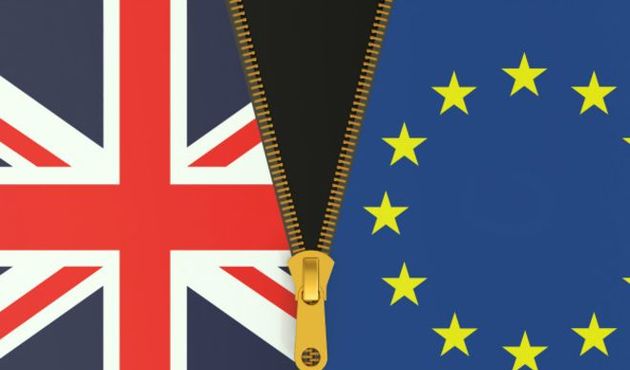 İngiltere'de kraliçe imzayı attı, Brexit tasarısı yasalaştı!