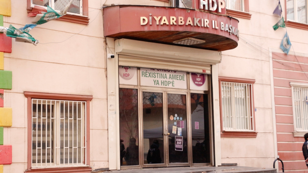 HDP Diyarbakır binası boşaltıldı