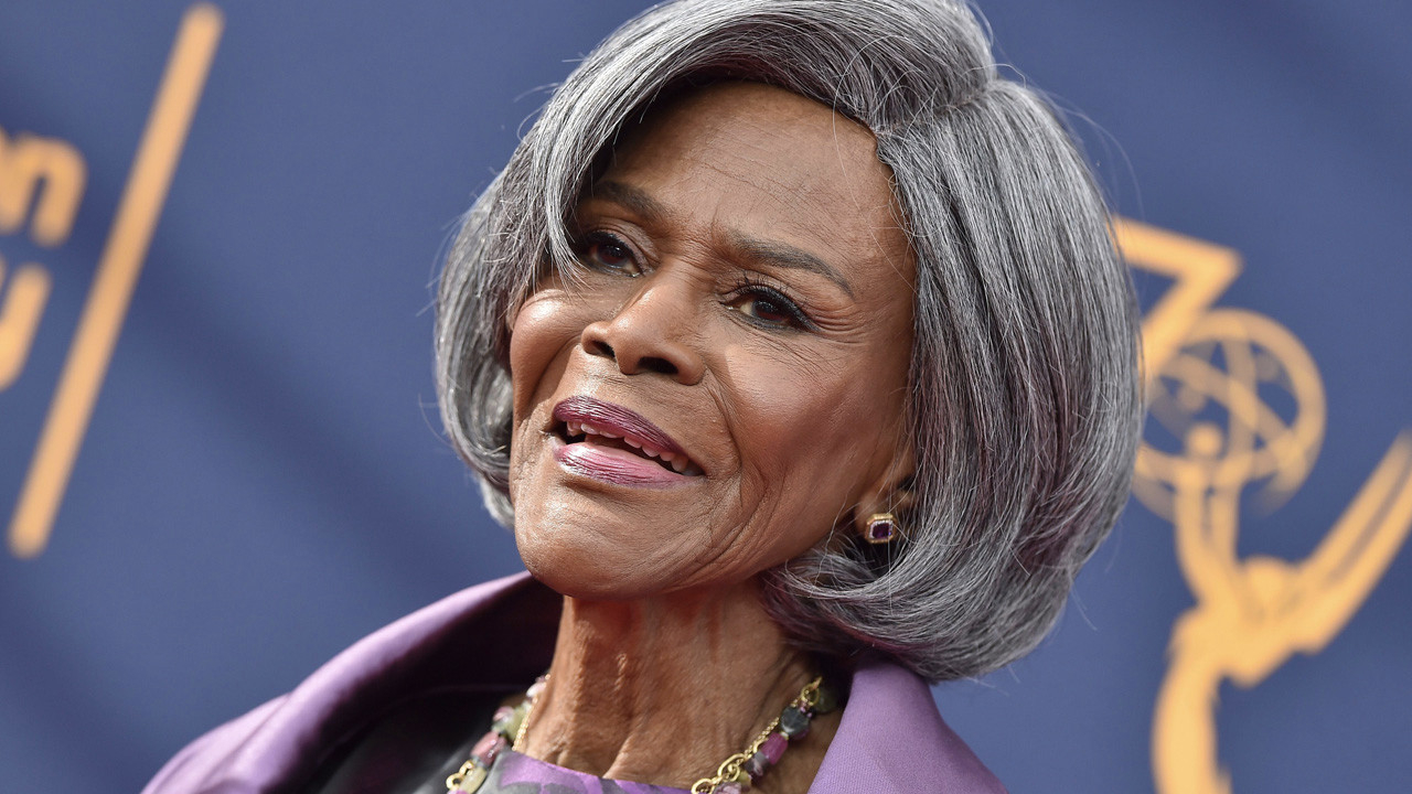 Siyahi oyuncular için birçok duvarı yıkan Cicely Tyson, 96 yaşında hayatını kaybetti...