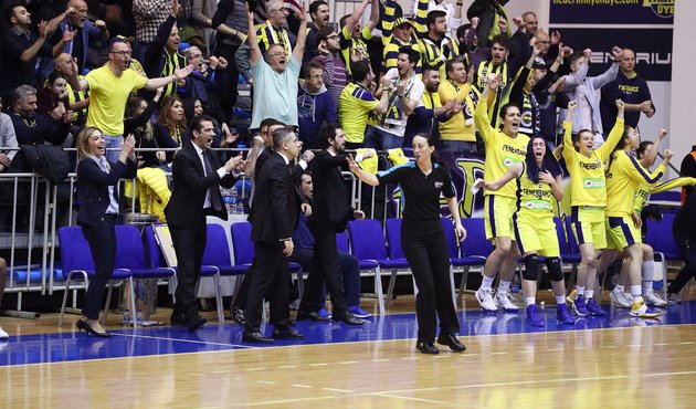 Fenerbahçe tarih yazmaya devam ediyor!