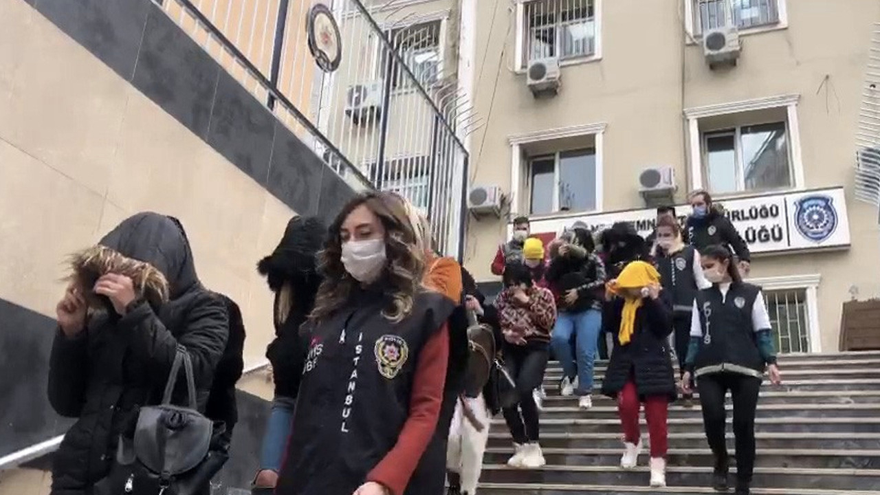 'Ponçikler' fuhuş çetesine operasyon: 42 gözaltı...