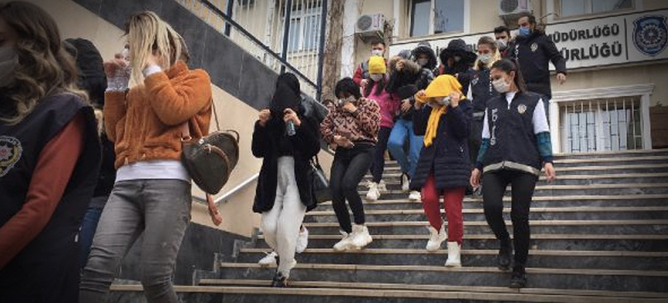 İstanbul'da dev fuhuş operasyonu: 'Ponçik' isimli grup kurmuşlar...