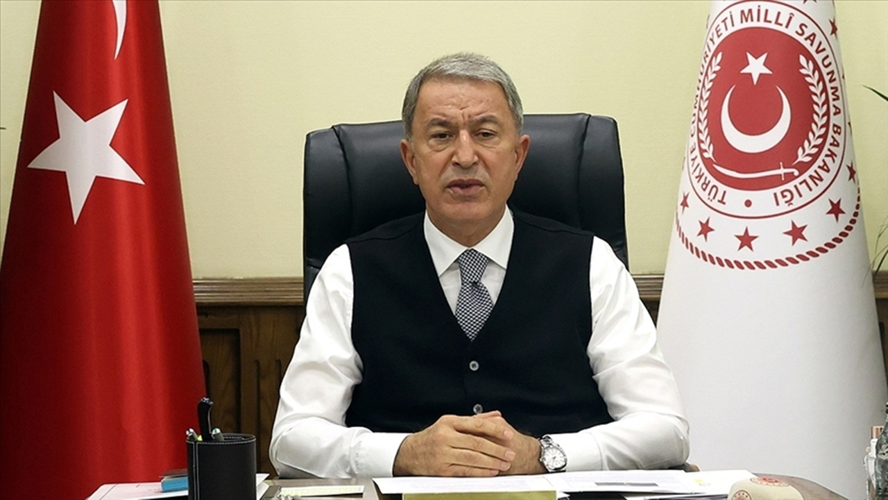 Bakan Akar: Ankara'ya gelmelerini bekliyoruz