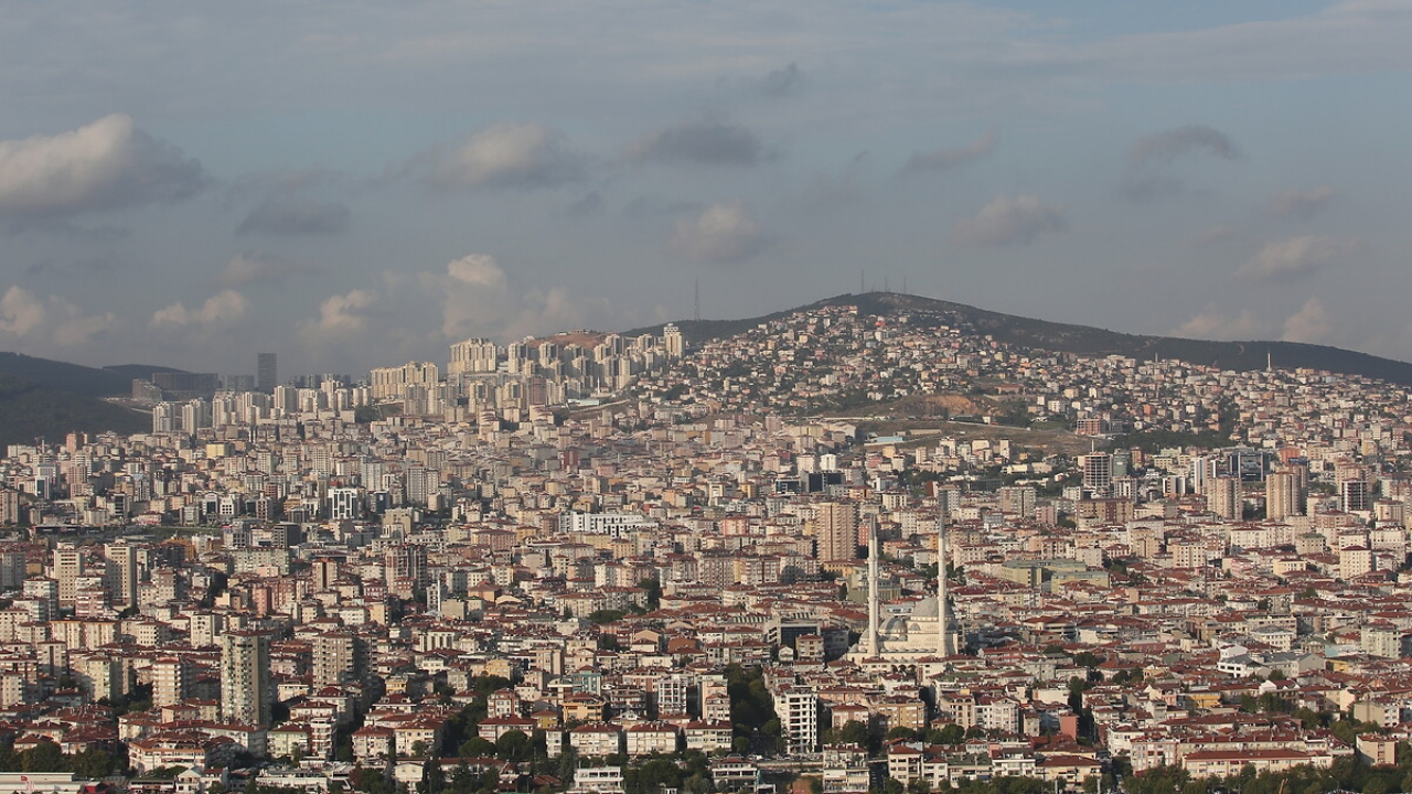 Zeytinburnu'nda yer alan Merkezefendi Mahallesi riskli alan ilan edildi