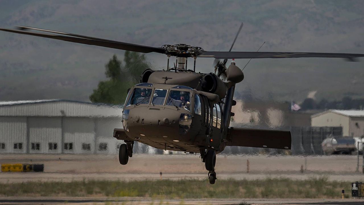 Amerikan helikopteri düştü: 3 muhafız öldü