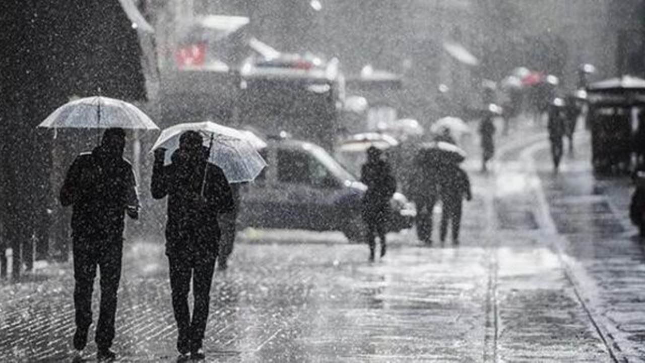 Meteoroloji'den 11 ile kuvvetli, gök gürültülü sağanak yağış uyarısı