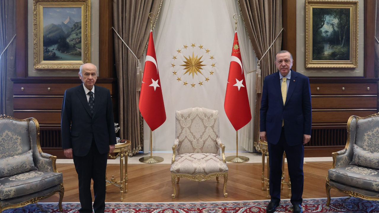 Erdoğan ile Bahçeli'nin yeni anayasa görüşmesinin perde arkası