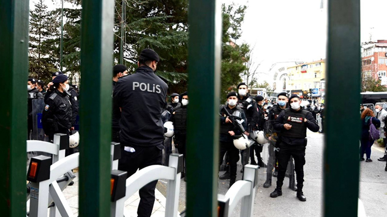 '159 kişiden 79'unun terörle irtibatı var'