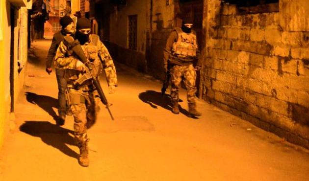 Adana'da PKK'ya şafak vakti hava destekli nevruz operasyonu!