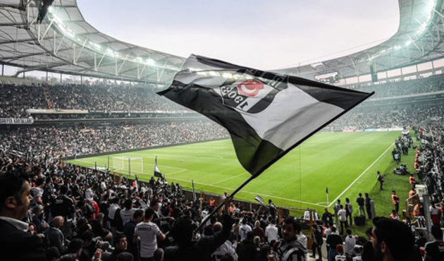 Beşiktaş taraftarı Vodafone Arena'da şova hazırlanıyor
