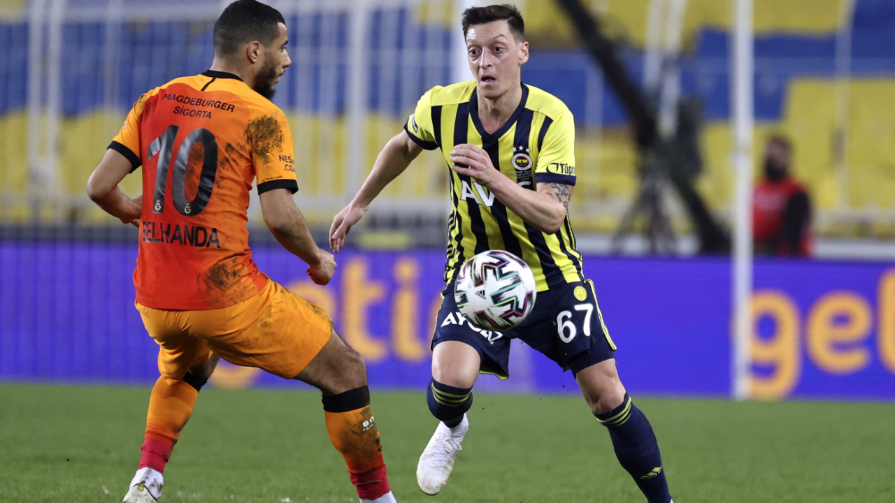 Mesut Özil: Yolumuz uzun ve inşallah sonu şampiyonluk olacak