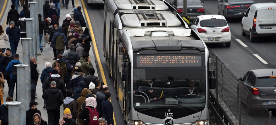 Metrobüste 10 durak süren taciz!