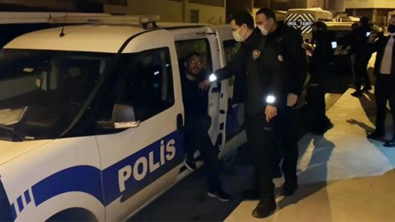 Polisin üzerine atılan halıdan uyuşturucu çıktı