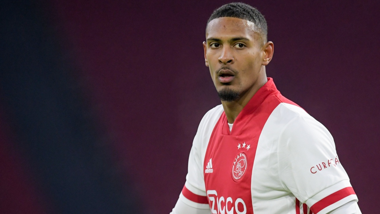 Ajax 22 milyon euroluk Sebastian Haller'i UEFA listesine eklemeyi unuttu!