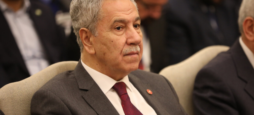 Arınç: Dünün mücahitleri müteahhit oldu