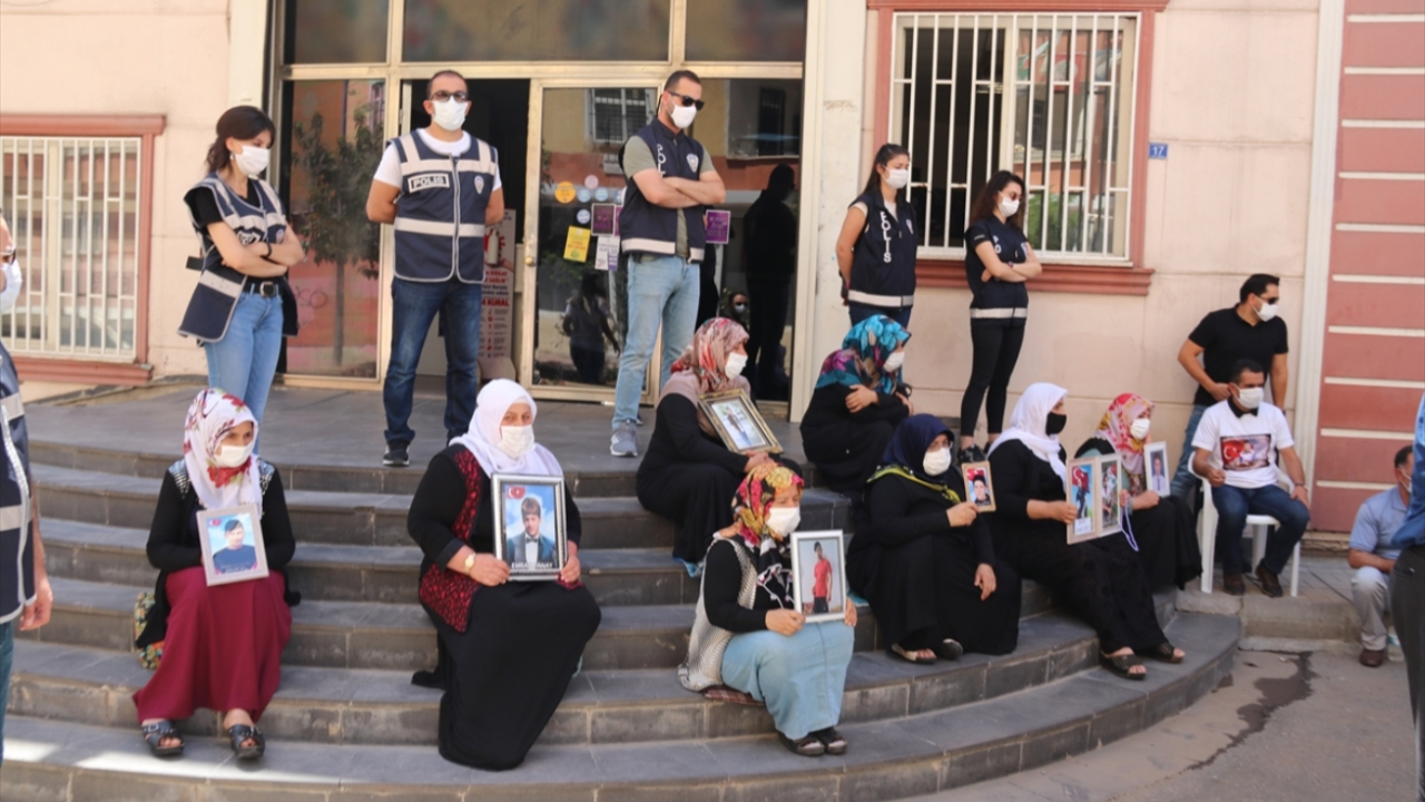 Twitter PKK'ya da hizmet vermeye başladı