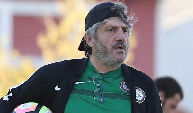 Mustafa Reşit Akçay Osmanlıspor'a ilkleri yaşatmıştı