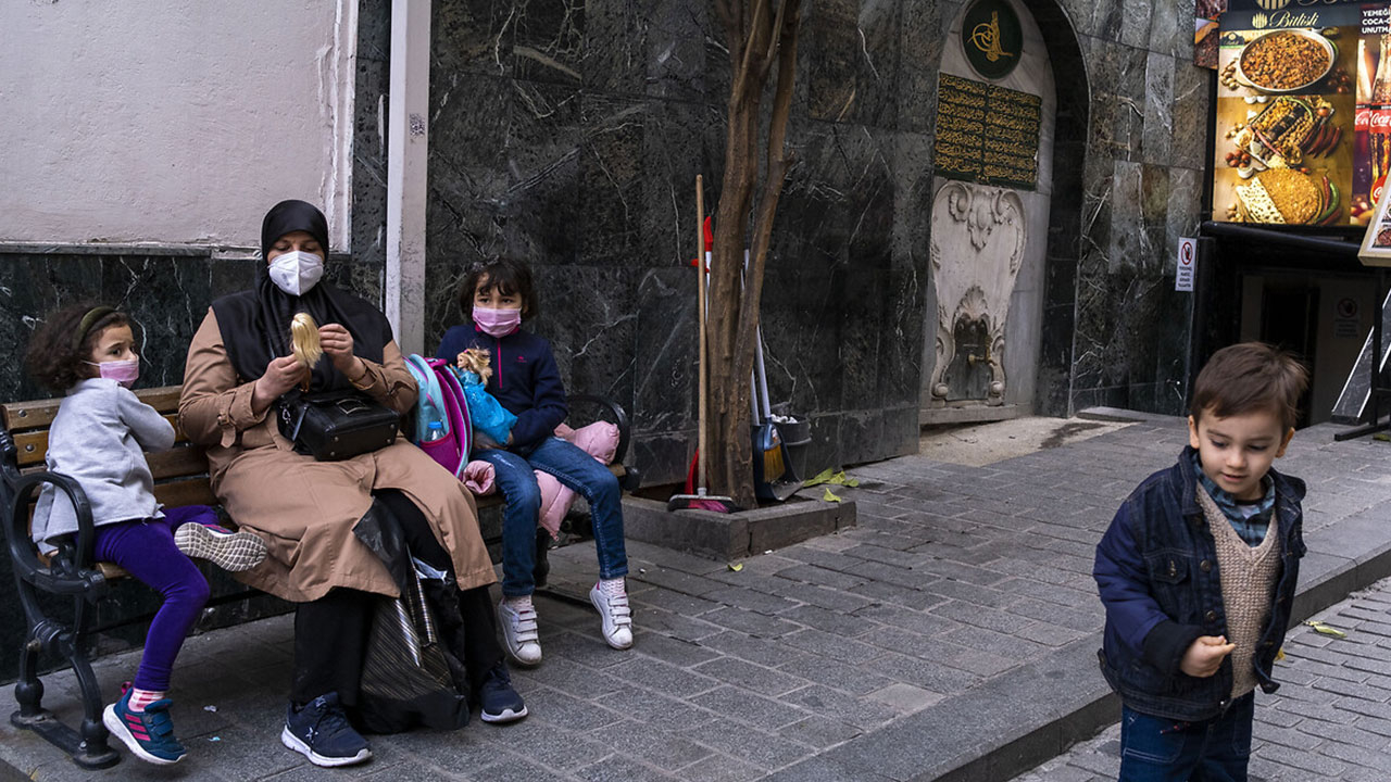 Koronavirüsün mutasyonu bir ile daha sıçradı