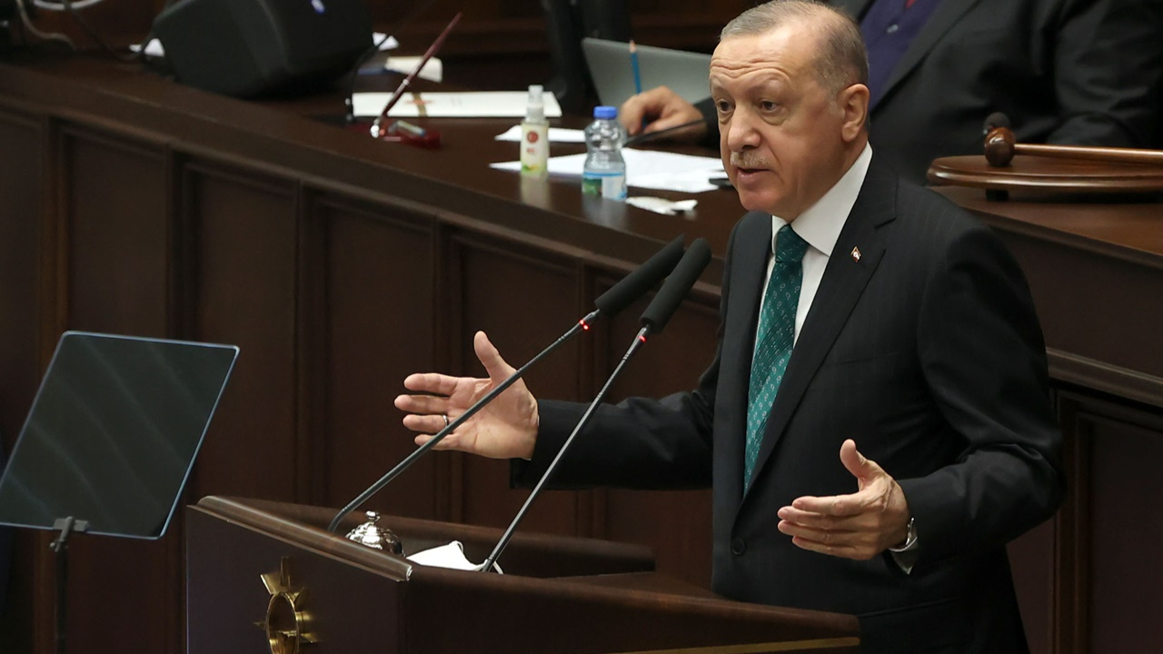 'Gelin yıl içinde anayasa çalışmalarını tamamlayalım'