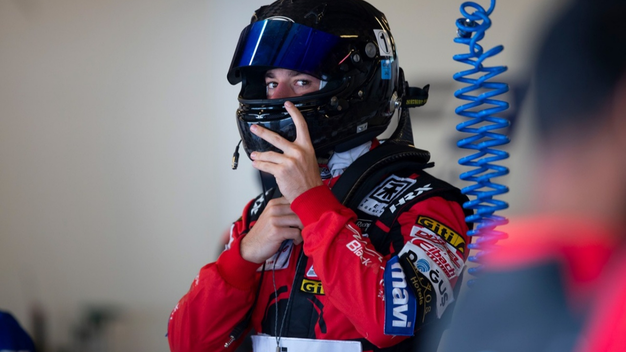 Cem Bölükbaşı Formula 3'teki performansıyla göz kamaştırıyor