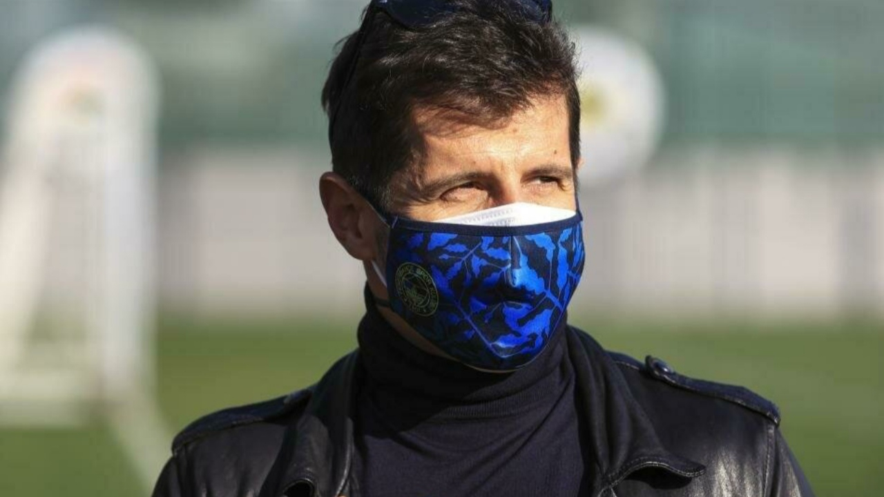 Emre Belözoğlu: Sana ne benim futbolcumdan!