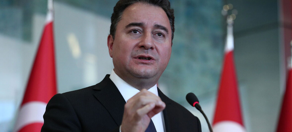 Ali Babacan'ın Deva Partisi'nde istifa depremi