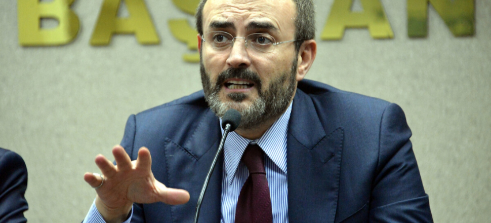 'Ülkede bardak yoktu' çarpıtması!